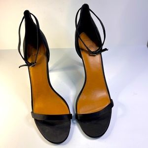 Black minimalistic fabric elegant ankle strap shoe